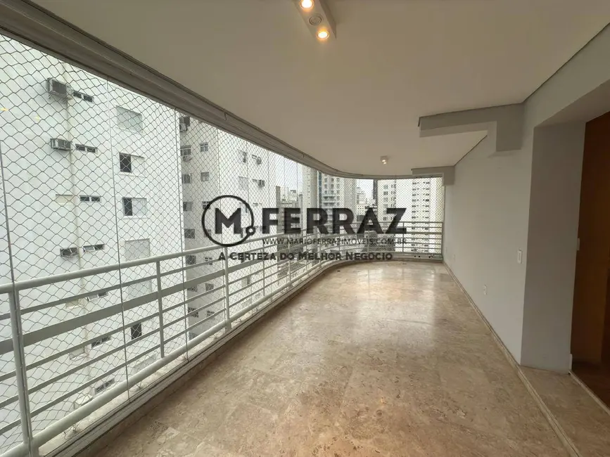 Apartamento com 3 quartos à venda, 274m2 em Jardim Europa, São Paulo - SP - imagem 5 Foto 5 de Apartamento com 3 quartos à venda, 274m2 em Jardim Europa, São Paulo - SP