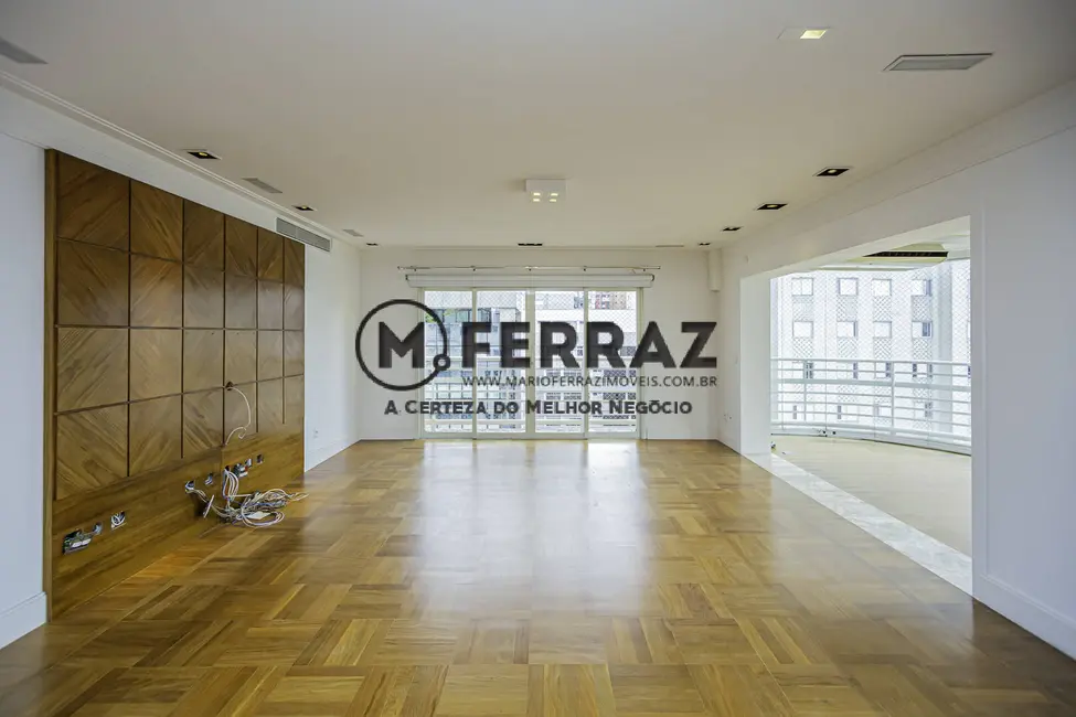 Foto 2 de Apartamento com 3 quartos para alugar, 274m2 em Jardim Europa, São Paulo - SP