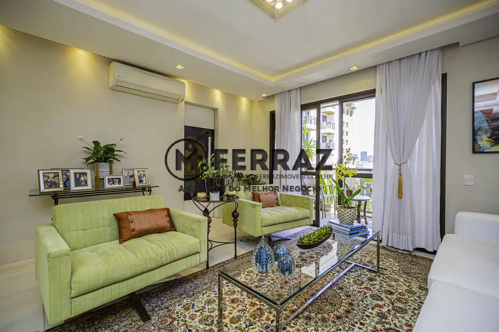 Foto 4 de Apartamento com 4 quartos à venda, 213m2 em Itaim Bibi, São Paulo - SP