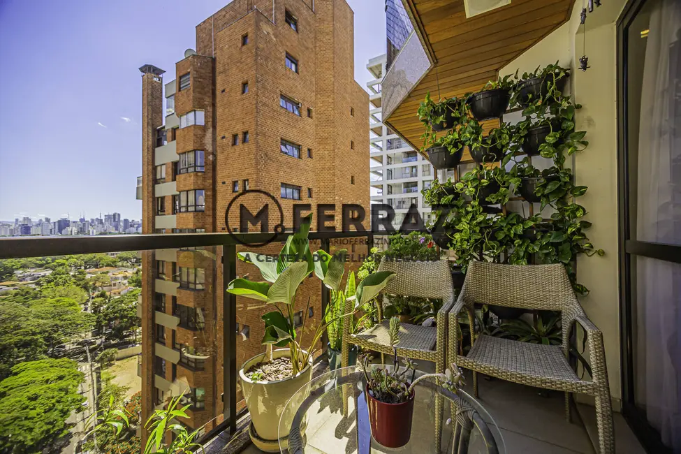 Foto 5 de Apartamento com 4 quartos à venda, 213m2 em Itaim Bibi, São Paulo - SP