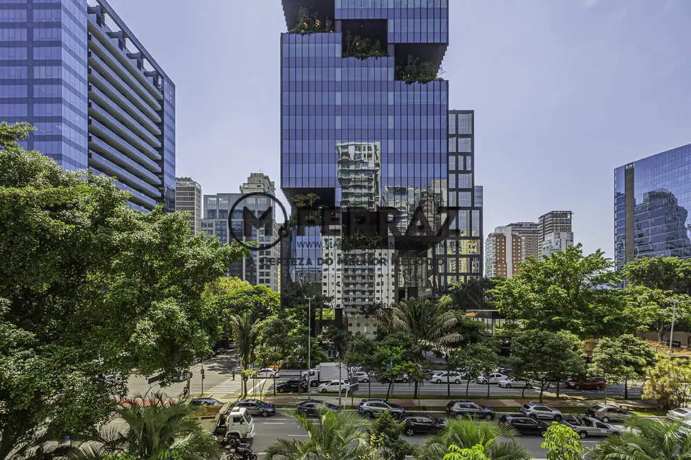 Foto 9 de Apartamento com 4 quartos à venda, 133m2 em Itaim Bibi, São Paulo - SP