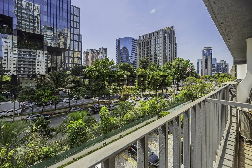 Foto 7 de Apartamento com 4 quartos à venda, 133m2 em Itaim Bibi, São Paulo - SP