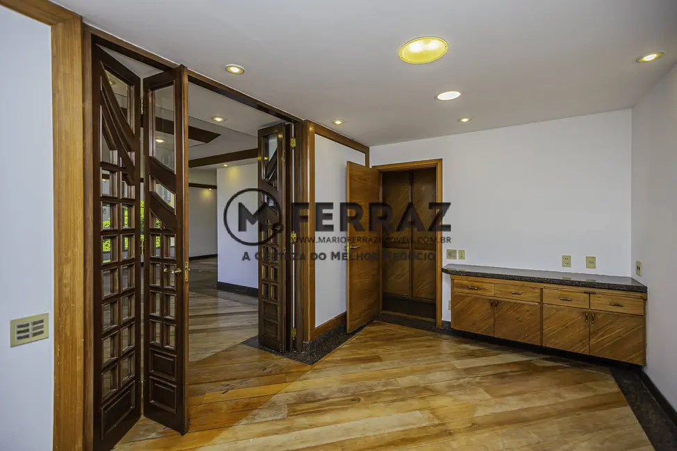 Apartamento com 3 quartos à venda, 217m2 em Jardim Europa, São Paulo - SP - imagem 8 Foto 8 de Apartamento com 3 quartos à venda, 217m2 em Jardim Europa, São Paulo - SP