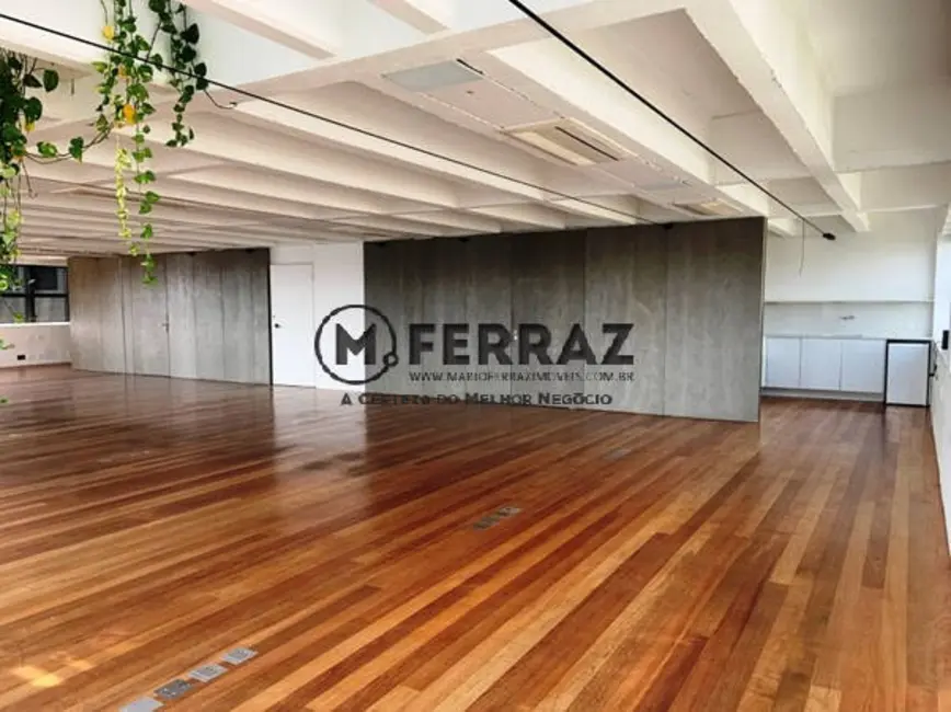 Sala Comercial à venda e para alugar, 201m2 em Pinheiros, São Paulo - SP - imagem 3 Foto 3 de Sala Comercial à venda e para alugar, 201m2 em Pinheiros, São Paulo - SP