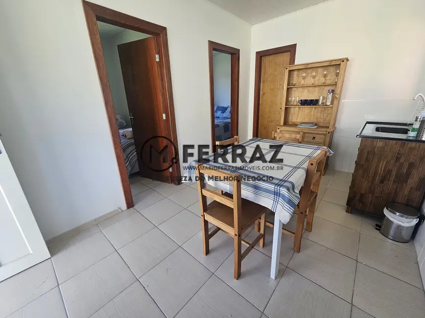 Casa com 2 quartos à venda e para alugar, 100m2 em Ribeirão da Ilha, Florianopolis - SC - imagem 8 Foto 8 de Casa com 2 quartos à venda e para alugar, 100m2 em Ribeirão da Ilha, Florianopolis - SC