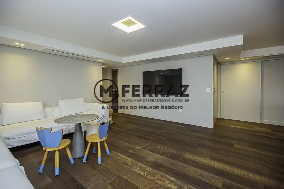 Foto 4 de Apartamento com 3 quartos para alugar, 173m2 em Itaim Bibi, São Paulo - SP