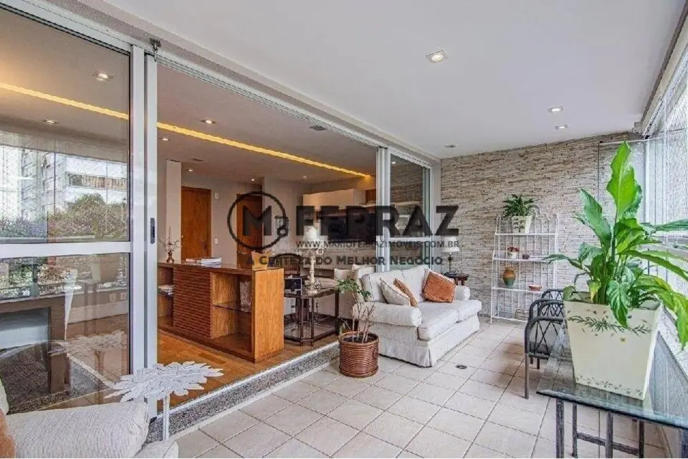 Foto 3 de Apartamento com 3 quartos à venda, 146m2 em Itaim Bibi, São Paulo - SP