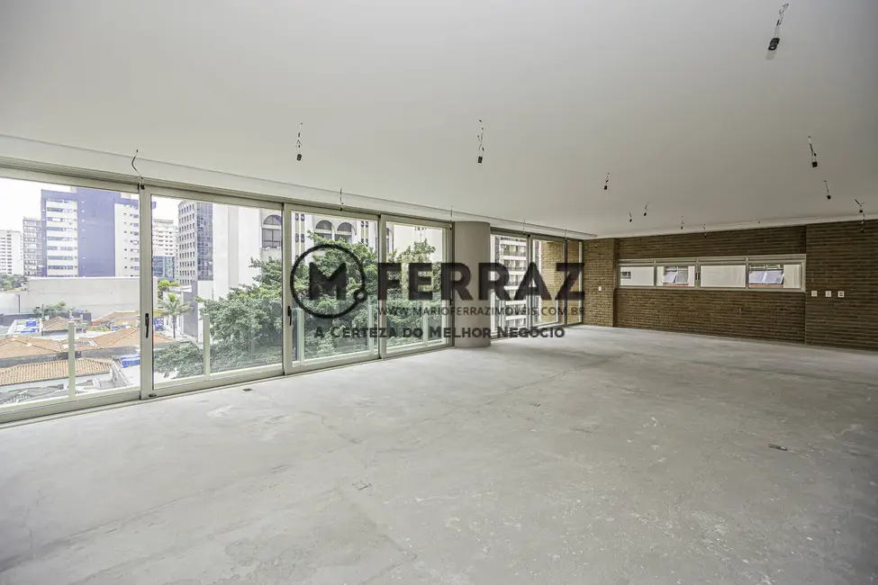 Foto 1 de Apartamento com 3 quartos à venda, 335m2 em Itaim Bibi, São Paulo - SP