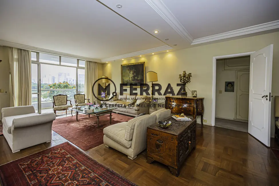 Apartamento com 3 quartos à venda, 230m2 em Jardim Europa, São Paulo - SP - imagem 3 Foto 3 de Apartamento com 3 quartos à venda, 230m2 em Jardim Europa, São Paulo - SP