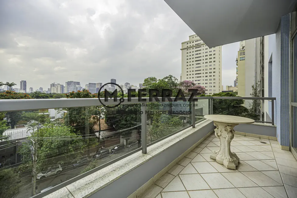 Apartamento com 3 quartos à venda, 230m2 em Jardim Europa, São Paulo - SP - imagem 9 Foto 9 de Apartamento com 3 quartos à venda, 230m2 em Jardim Europa, São Paulo - SP