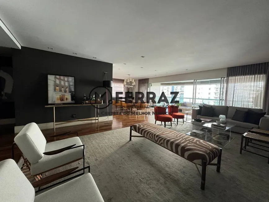 Foto 3 de Apartamento com 4 quartos à venda, 277m2 em Itaim Bibi, São Paulo - SP