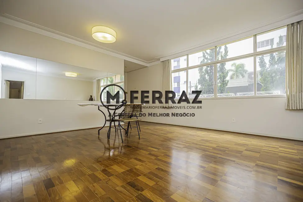 Foto 2 de Apartamento com 3 quartos à venda, 135m2 em Itaim Bibi, São Paulo - SP