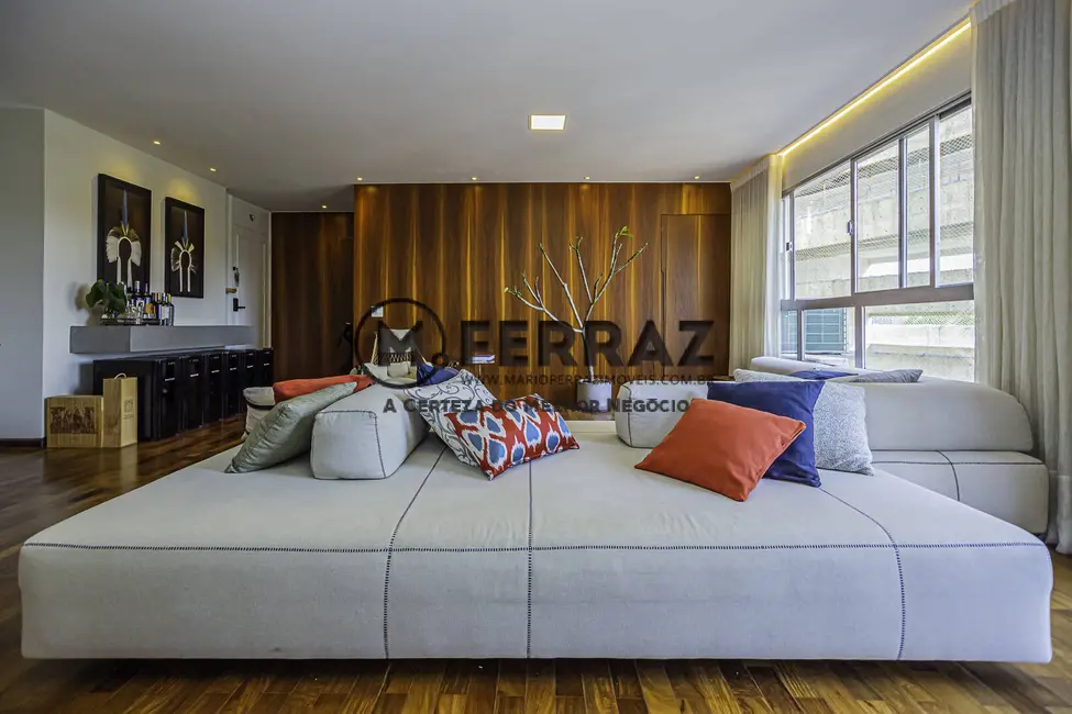 Apartamento com 2 quartos para alugar, 120m2 em Itaim Bibi, São Paulo - SP - imagem 7 Foto 7 de Apartamento com 2 quartos para alugar, 120m2 em Itaim Bibi, São Paulo - SP