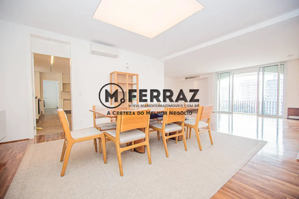 Apartamento com 4 quartos à venda e para alugar, 396m2 em Jardim Europa, São Paulo - SP - imagem 9 Foto 9 de Apartamento com 4 quartos à venda e para alugar, 396m2 em Jardim Europa, São Paulo - SP