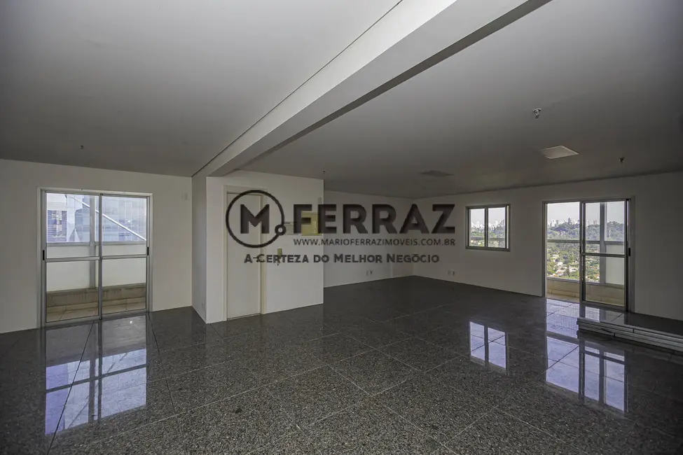 Foto 2 de Sala Comercial à venda e para alugar, 600m2 em Real Parque, São Paulo - SP