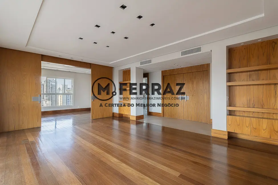 Foto 3 de Apartamento com 3 quartos à venda, 310m2 em Moema, São Paulo - SP