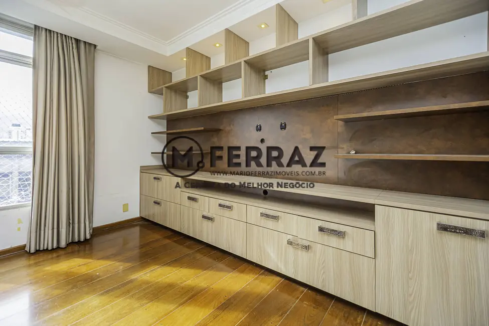 Apartamento com 3 quartos à venda, 173m2 em Jardim Europa, São Paulo - SP - imagem 8 Foto 8 de Apartamento com 3 quartos à venda, 173m2 em Jardim Europa, São Paulo - SP