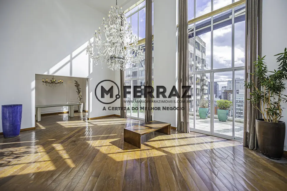 Foto 2 de Cobertura com 4 quartos para alugar, 569m2 em Itaim Bibi, São Paulo - SP
