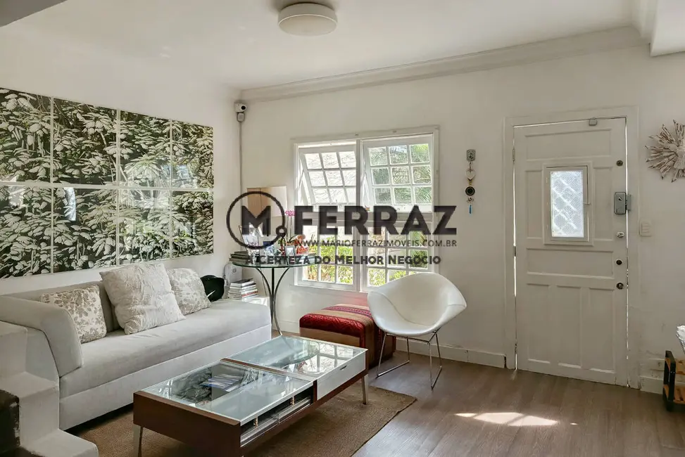 Casa com 3 quartos para alugar, 220m2 em Jardim Paulistano, São Paulo - SP - imagem 1 Foto 1 de Casa com 3 quartos para alugar, 220m2 em Jardim Paulistano, São Paulo - SP