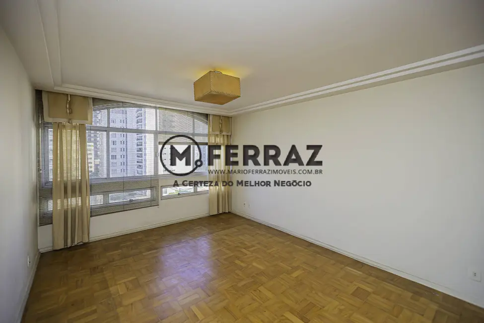Apartamento com 3 quartos à venda, 128m2 em Jardim Europa, São Paulo - SP - imagem 3 Foto 3 de Apartamento com 3 quartos à venda, 128m2 em Jardim Europa, São Paulo - SP