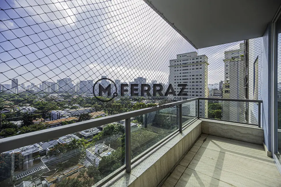 Apartamento com 3 quartos à venda, 230m2 em Jardim Europa, São Paulo - SP - imagem 2 Foto 2 de Apartamento com 3 quartos à venda, 230m2 em Jardim Europa, São Paulo - SP