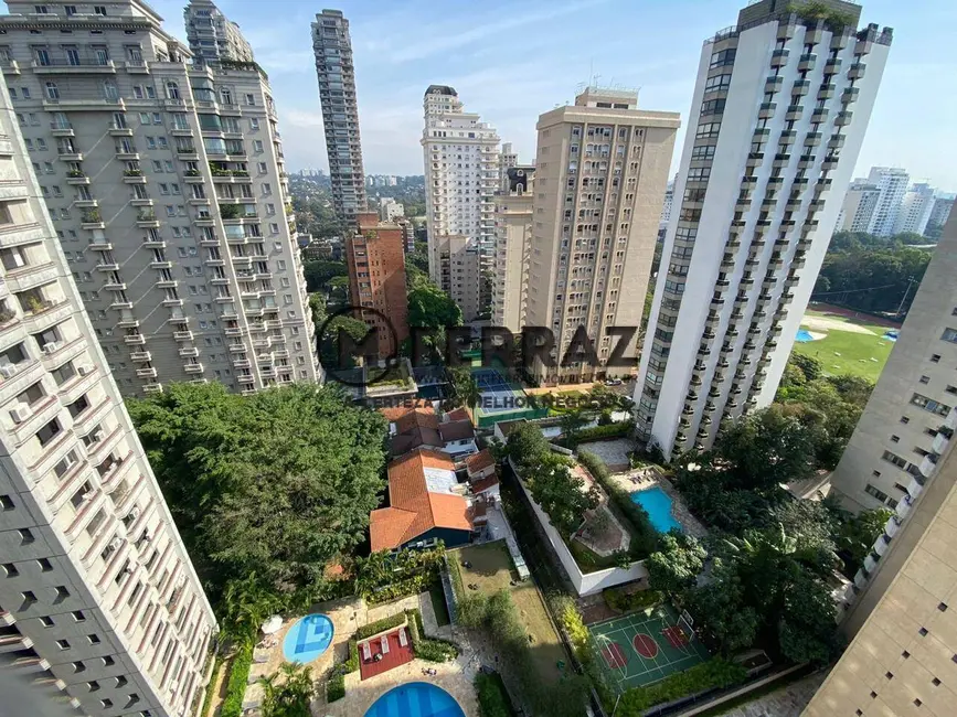 Foto 5 de Apartamento com 3 quartos para alugar, 144m2 em Jardim Europa, São Paulo - SP