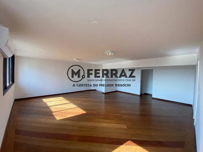 Foto 3 de Apartamento com 3 quartos para alugar, 144m2 em Jardim Europa, São Paulo - SP