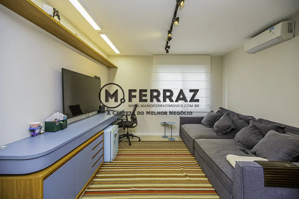 Apartamento com 4 quartos à venda e para alugar, 200m2 em Itaim Bibi, São Paulo - SP - imagem 8 Foto 8 de Apartamento com 4 quartos à venda e para alugar, 200m2 em Itaim Bibi, São Paulo - SP