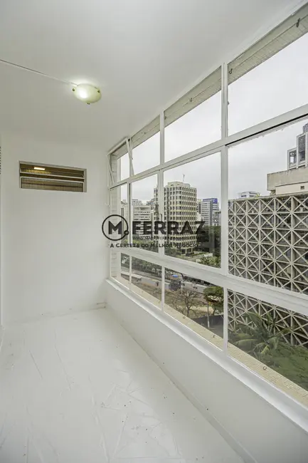Apartamento com 3 quartos para alugar, 178m2 em Itaim Bibi, São Paulo - SP - imagem 9 Foto 9 de Apartamento com 3 quartos para alugar, 178m2 em Itaim Bibi, São Paulo - SP