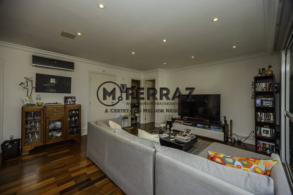 Foto 5 de Apartamento com 3 quartos à venda, 146m2 em Itaim Bibi, São Paulo - SP