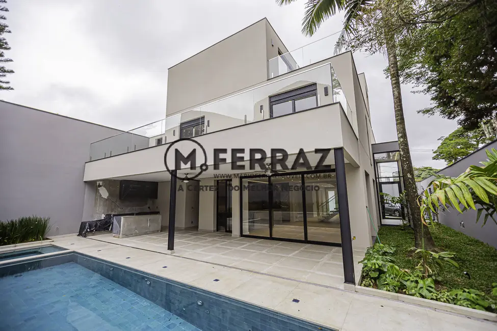 Foto 1 de Casa com 4 quartos à venda, 550m2 em Jardim Luzitânia, São Paulo - SP