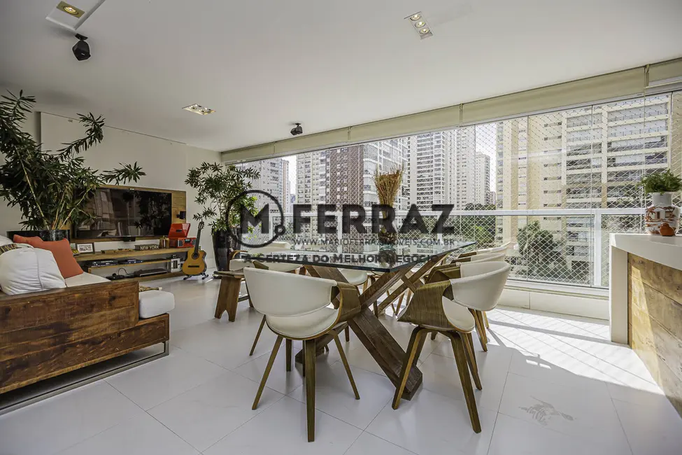 Foto 6 de Apartamento com 4 quartos à venda, 222m2 em Campo Belo, São Paulo - SP
