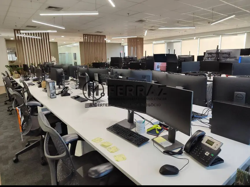 Sala Comercial para alugar, 335m2 em Jardim Europa, São Paulo - SP - imagem 4 Foto 4 de Sala Comercial para alugar, 335m2 em Jardim Europa, São Paulo - SP