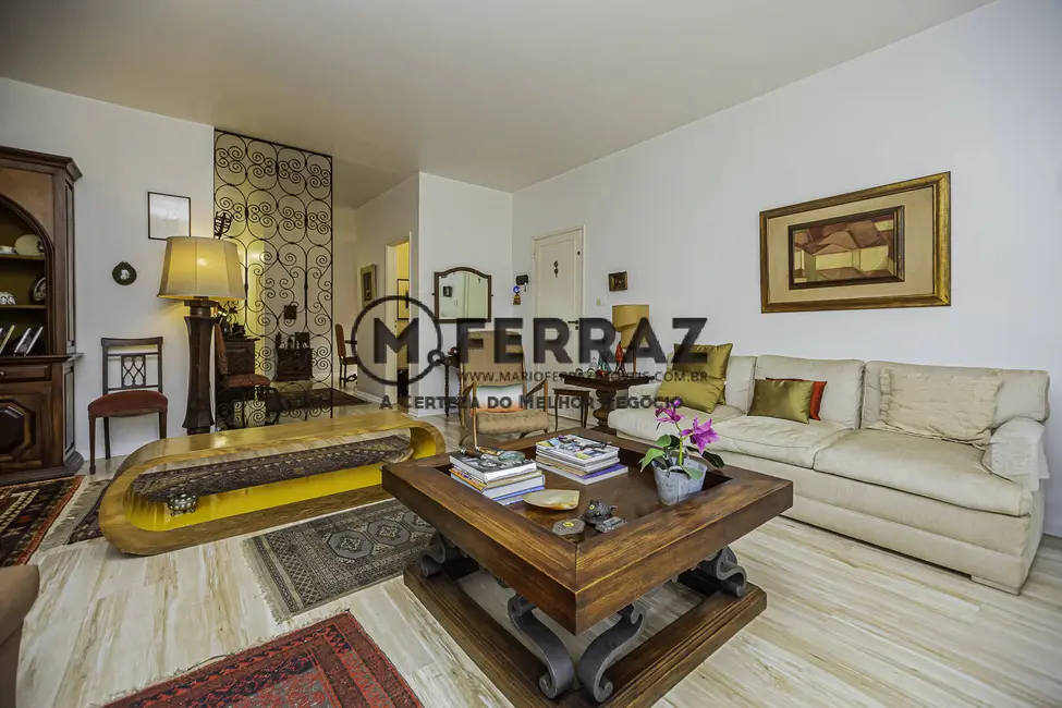 Casa com 3 quartos à venda, 265m2 em Jardim Leonor, São Paulo - SP - imagem 5 Foto 5 de Casa com 3 quartos à venda, 265m2 em Jardim Leonor, São Paulo - SP
