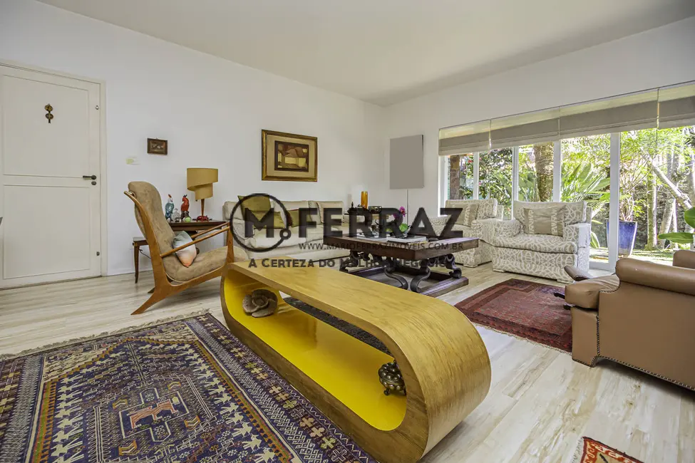 Casa com 3 quartos à venda, 265m2 em Jardim Leonor, São Paulo - SP - imagem 6 Foto 6 de Casa com 3 quartos à venda, 265m2 em Jardim Leonor, São Paulo - SP