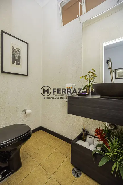 Casa com 3 quartos à venda, 265m2 em Jardim Leonor, São Paulo - SP - imagem 8 Foto 8 de Casa com 3 quartos à venda, 265m2 em Jardim Leonor, São Paulo - SP