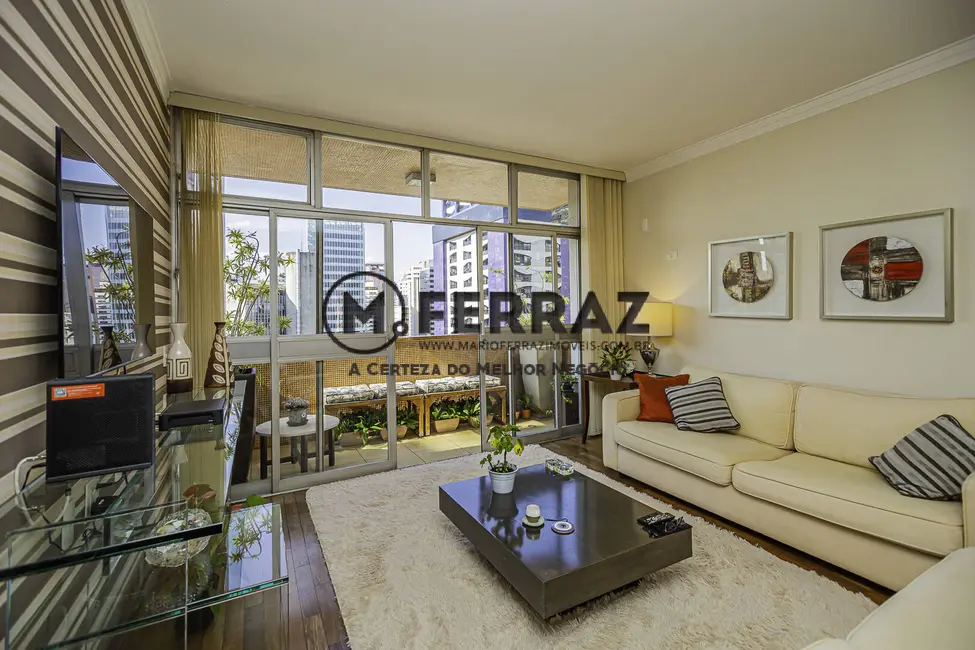Foto 3 de Apartamento com 3 quartos à venda, 180m2 em Itaim Bibi, São Paulo - SP