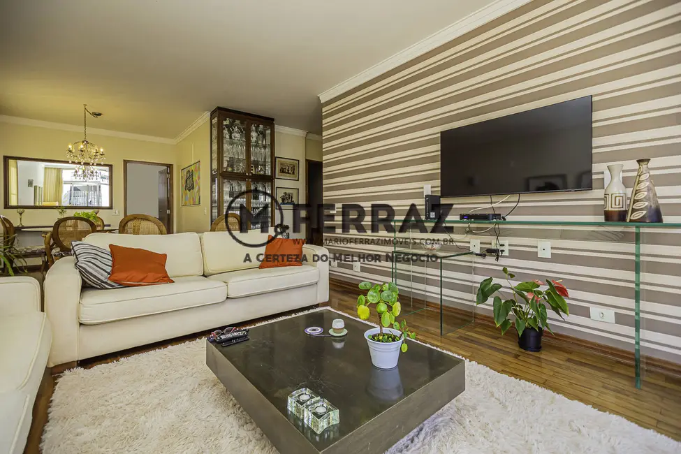 Foto 6 de Apartamento com 3 quartos à venda, 180m2 em Itaim Bibi, São Paulo - SP