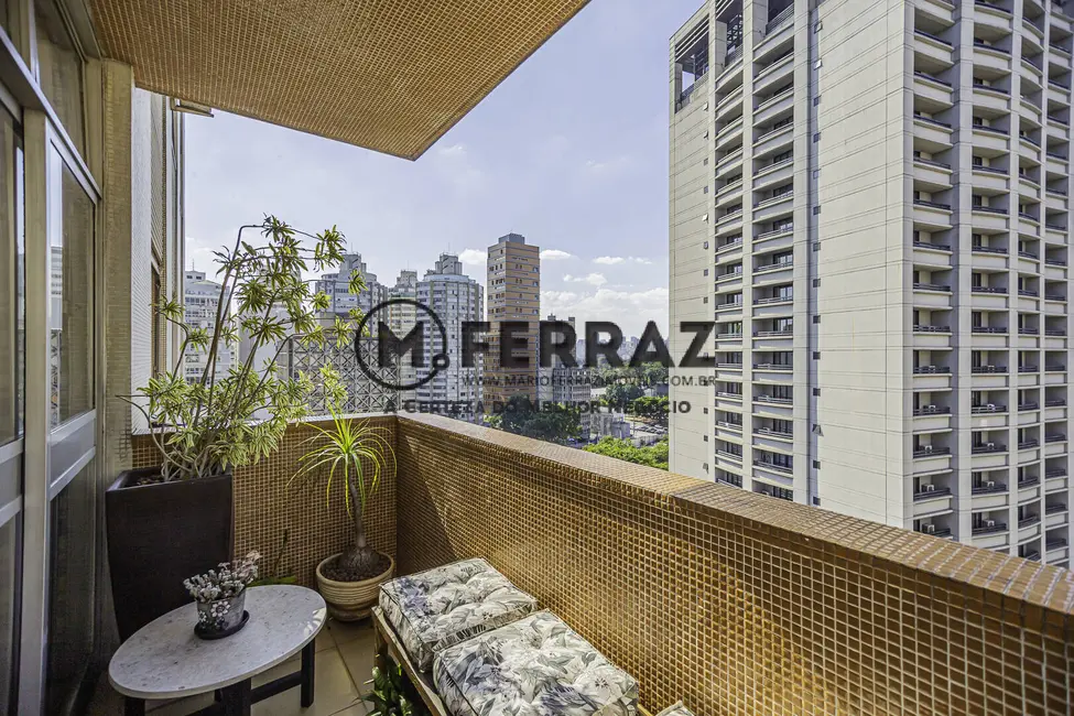 Foto 8 de Apartamento com 3 quartos à venda, 180m2 em Itaim Bibi, São Paulo - SP