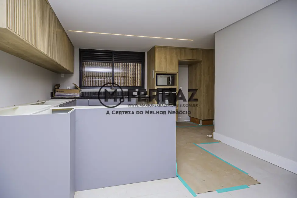 Foto 6 de Apartamento com 3 quartos à venda, 189m2 em Itaim Bibi, São Paulo - SP