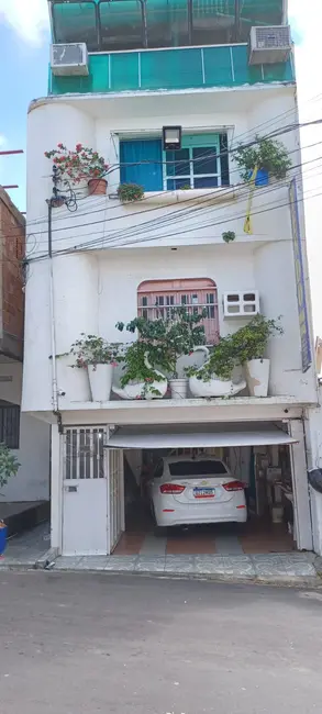 Foto 1 de Casa com 2 quartos à venda, 400m2 em Santo Antônio, Manaus - AM
