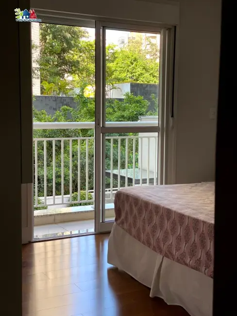 Apartamento com 3 quartos à venda, 238m2 em Vila Suzana, São Paulo - SP - imagem 8 Foto 8 de Apartamento com 3 quartos à venda, 238m2 em Vila Suzana, São Paulo - SP