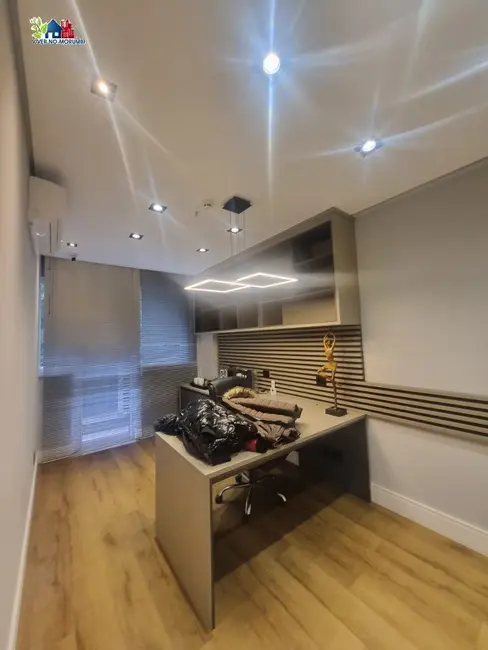 Sala Comercial à venda, 120m2 em Vila Andrade, São Paulo - SP - imagem 2 Foto 2 de Sala Comercial à venda, 120m2 em Vila Andrade, São Paulo - SP