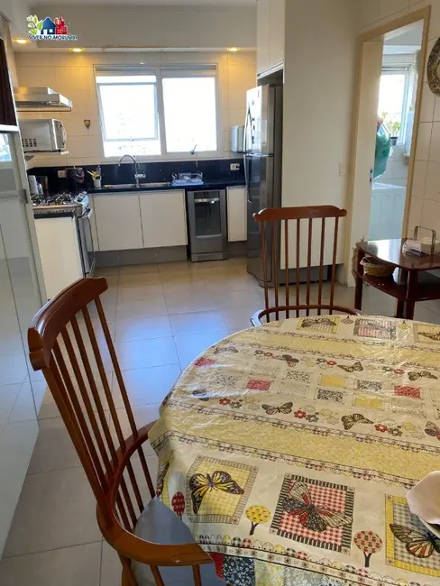 Foto 8 de Apartamento com 4 quartos à venda, 232m2 em Campo Belo, São Paulo - SP