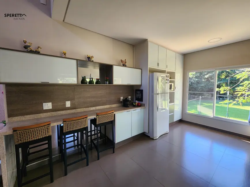 Foto 6 de Casa de Condomínio com 3 quartos à venda, 257m2 em Louveira - SP