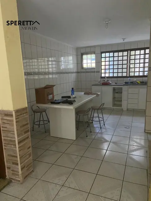 Foto 2 de Casa com 4 quartos à venda, 270m2 em Jardim Vitória, Campo Limpo Paulista - SP