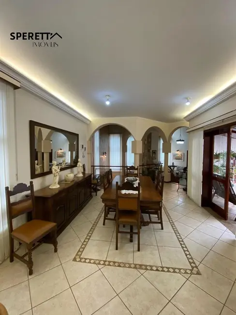 Foto 3 de Casa de Condomínio com 3 quartos à venda, 352m2 em Valinhos - SP