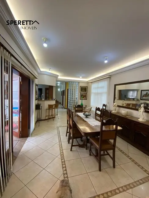 Foto 1 de Casa de Condomínio com 3 quartos à venda, 352m2 em Valinhos - SP