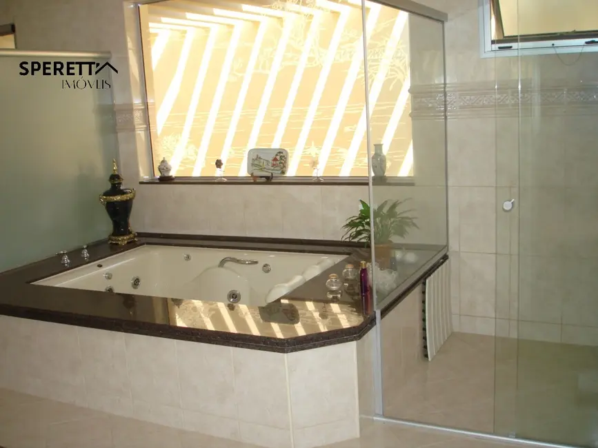 Foto 9 de Chácara com 2 quartos à venda, 358m2 em Centro, Itatiba - SP