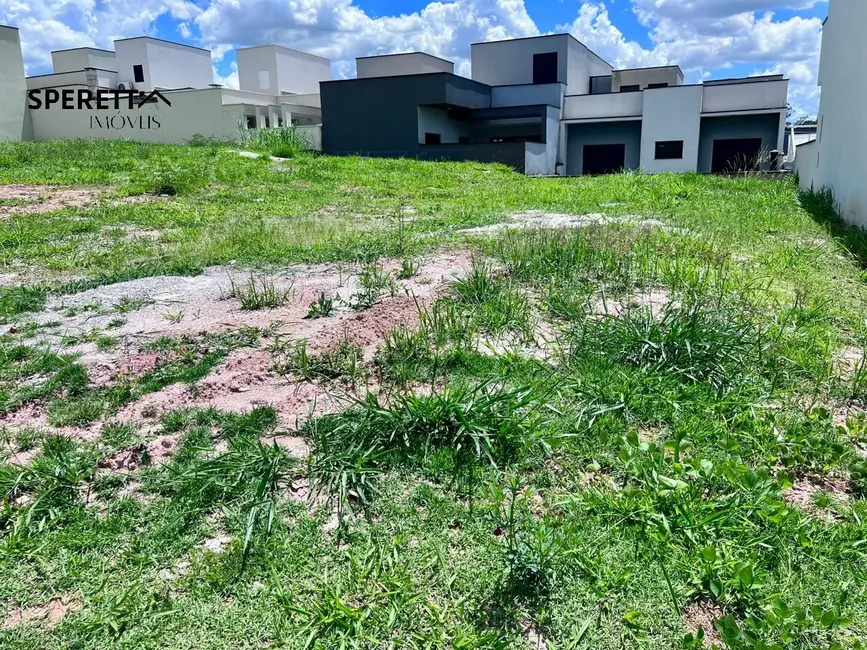 Foto 1 de Terreno / Lote à venda, 150m2 em Jundiai - SP